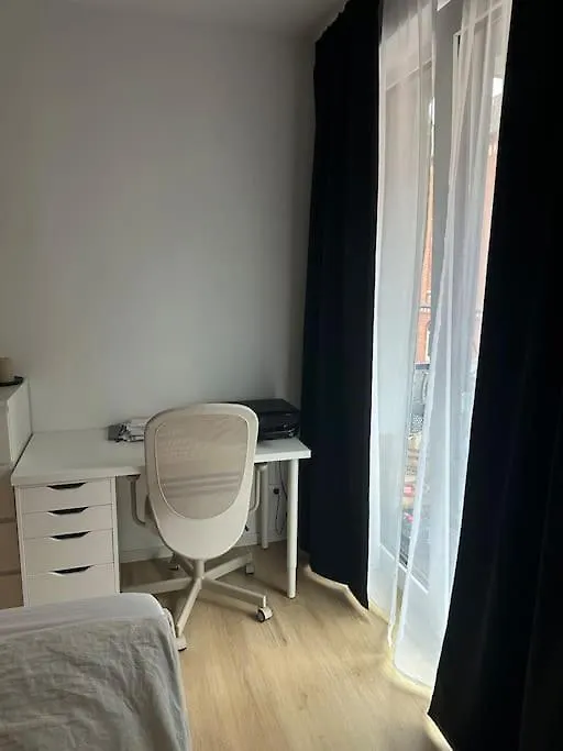 Neubauwohnung, 5 Minuten Zur Messe Hanóver Apartamento