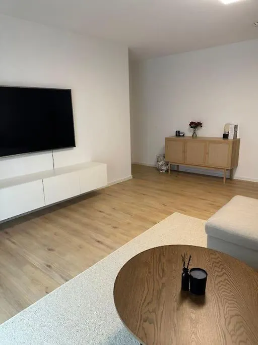 Neubauwohnung, 5 Minuten Zur Messe Hanóver