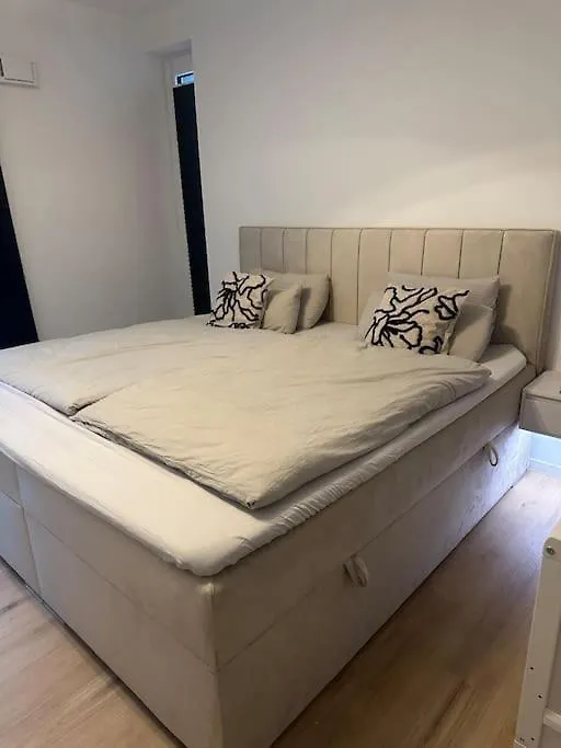 Neubauwohnung, 5 Minuten Zur Messe Hanóver Apartamento